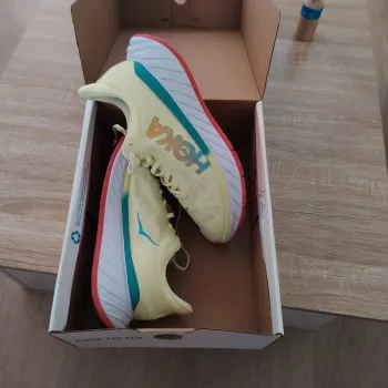 Hoka Chaussures bike d'occasion — image 3 sur 3