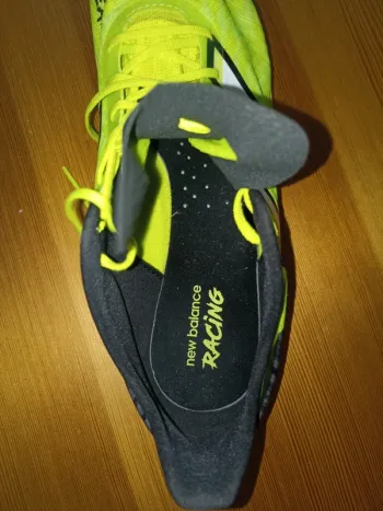 Used New Balance Running Spikes bike — image 5 of 6