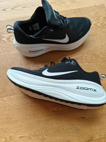 Used Nike Vomero Plus bike