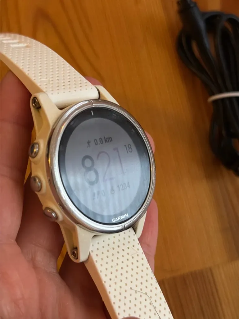 Used Garmin Fenix 5S Plus Sapphire edition bike — image 4 of 4