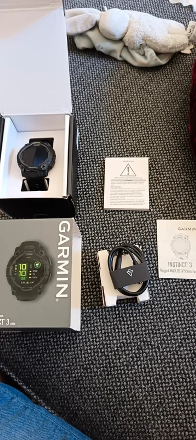 Used Garmin Instinct 3 AMOLED bike — image 3 of 4