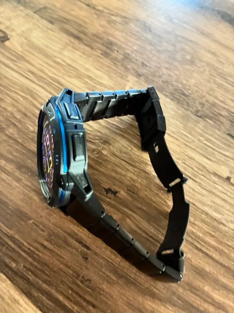 Used Garmin Instinct 3 AMOLED bike — image 6 of 7