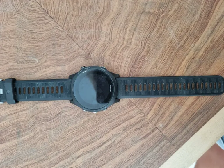 Used Garmin Forerunner 935 bike — image 3 of 4