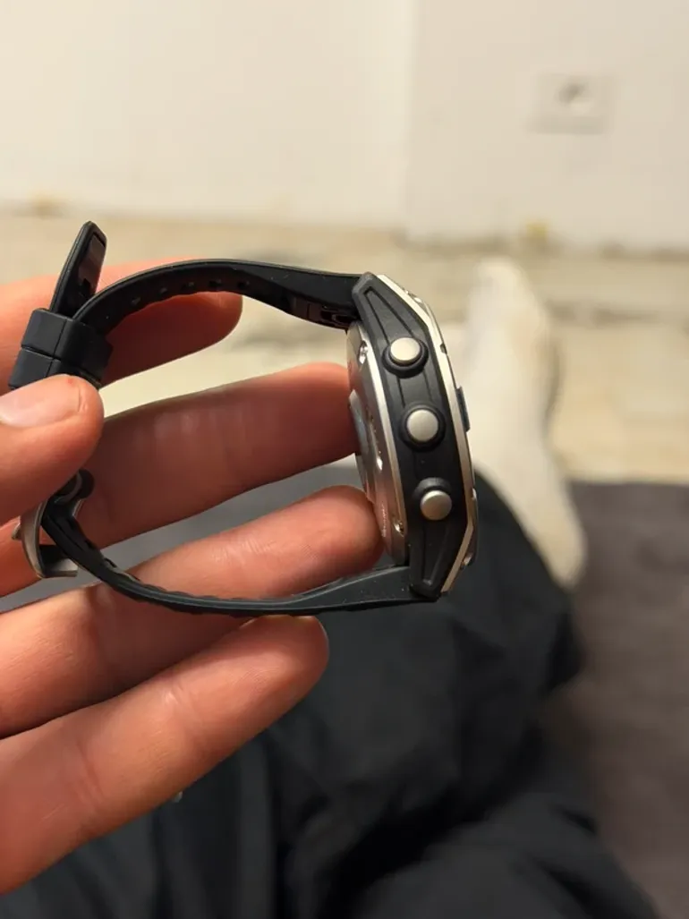 Used Garmin fenix E 47 mm bike — image 3 of 8