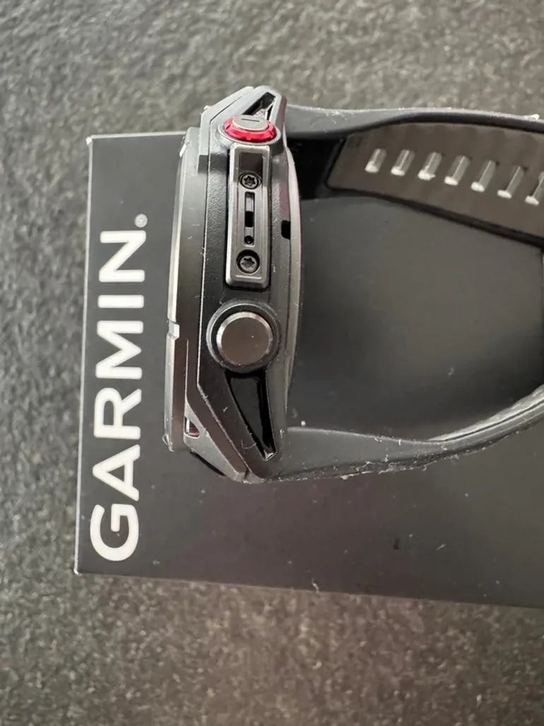 Used Garmin Fenix 8 Pro bike — image 2 of 4