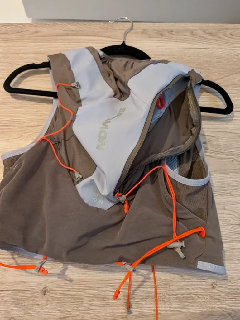 Used Salomon Adv Skin 12W bike — image 2 of 3