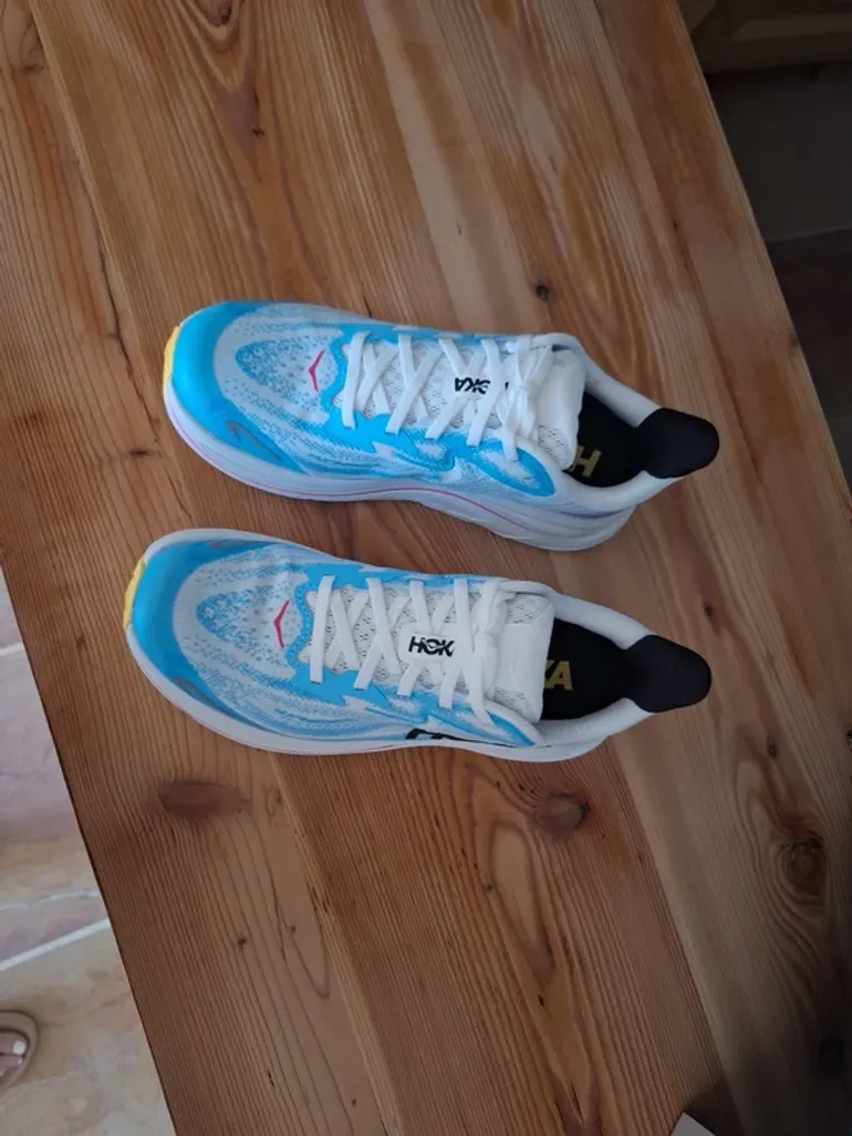 Used Hoka Clifton 10 bike — image 3 of 6