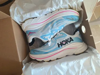 Used Hoka Clifton 10 bike — image 4 of 6
