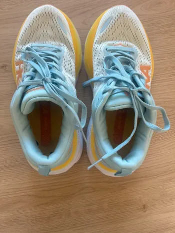 Used Hoka Bondi 8 bike — image 4 of 7