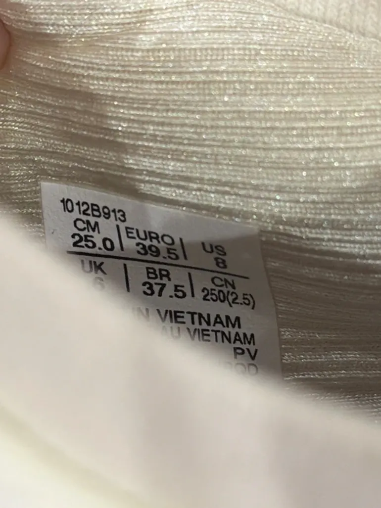 Used Asics Gel Nimbus 27 Tokyo bike — image 5 of 5