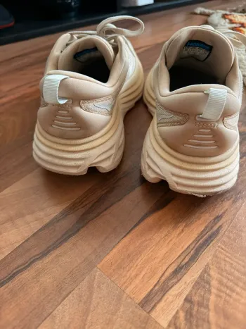 Hoka Laufschuhe bike de segunda mano — imagen 3 de 5