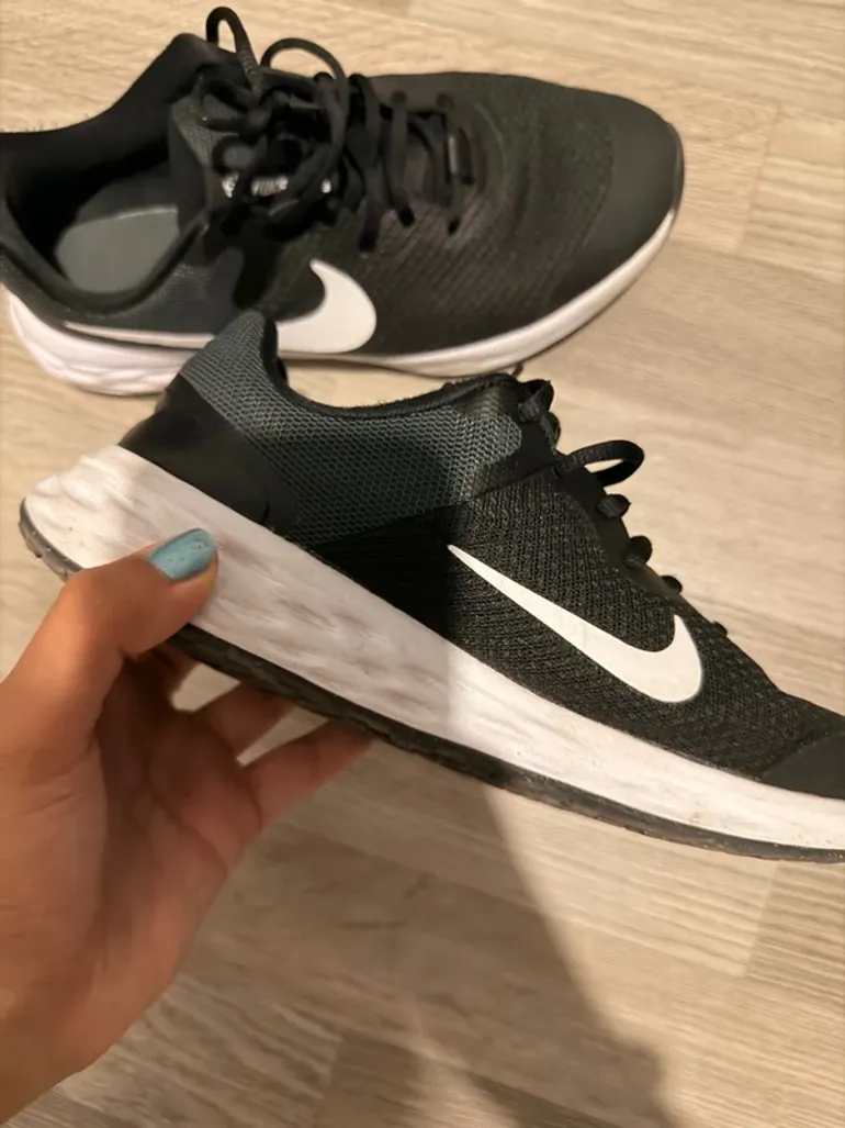 Nike Chaussure de sport bike d'occasion — image 6 sur 10