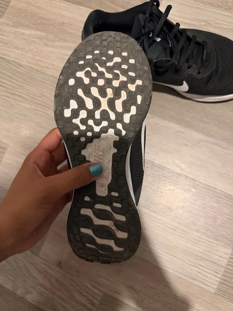 Nike Chaussure de sport bike d'occasion — image 5 sur 10