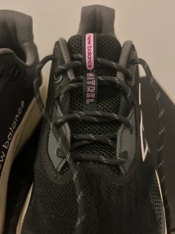 New Balance Dynasoft Nitrel v6 bike d'occasion — image 10 sur 10