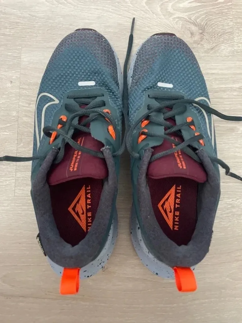 Used Nike Juniper Trail Gore-Tex bike — image 5 of 10