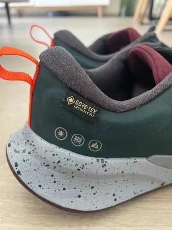 Used Nike Juniper Trail Gore-Tex bike — image 9 of 10