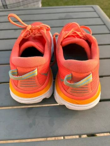 Used Hoka bondi 7 bike — image 3 of 6