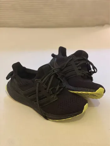 Gebrauchtes Adidas Ultra Boost x Ivy Park bike — Bild 2 von 8