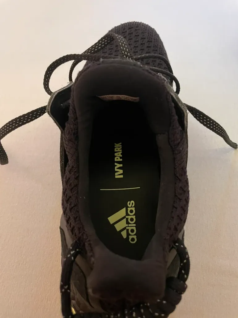 Gebrauchtes Adidas Ultra Boost x Ivy Park bike — Bild 6 von 8