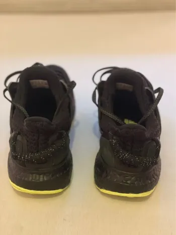 Gebrauchtes Adidas Ultra Boost x Ivy Park bike — Bild 5 von 8