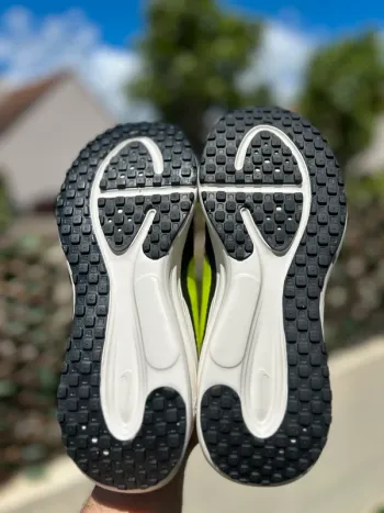 Used Nike Revolution 8 bike — image 10 of 11