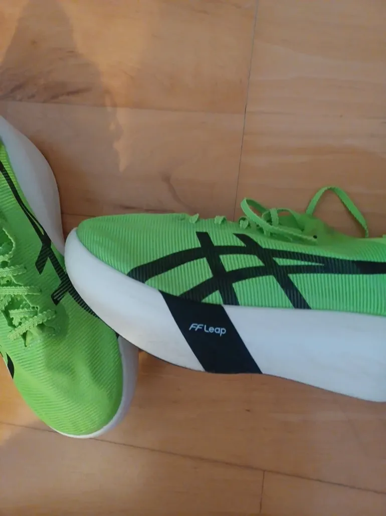 Used Asics Metaspeed Ray bike — image 2 of 6