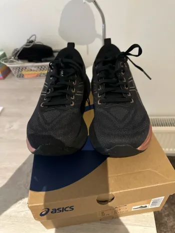 Używany Asics Gel-Sajun 3 bike