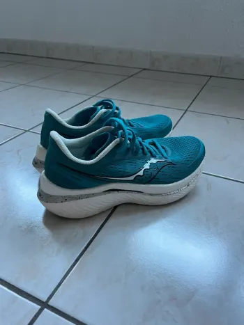 Używany Saucony Endorphin bike