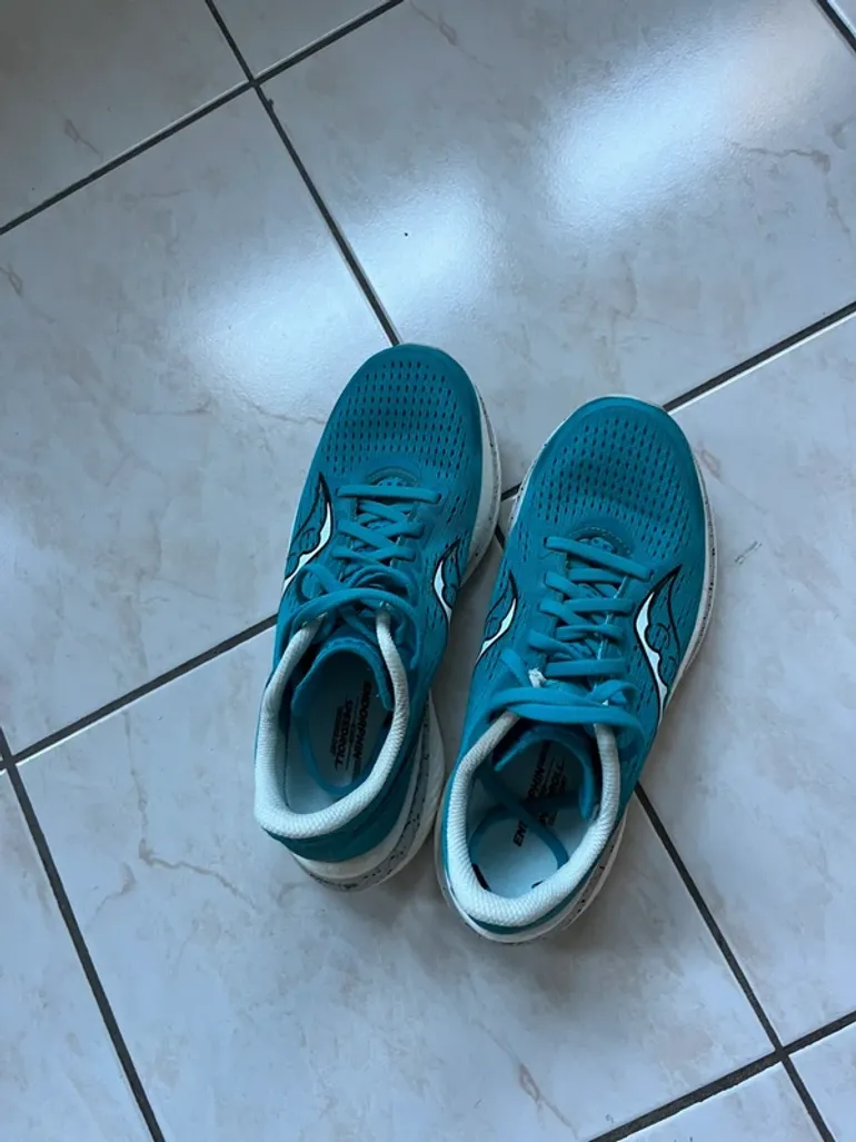 Używany Saucony Endorphin bike — zdjęcie 2 z 5