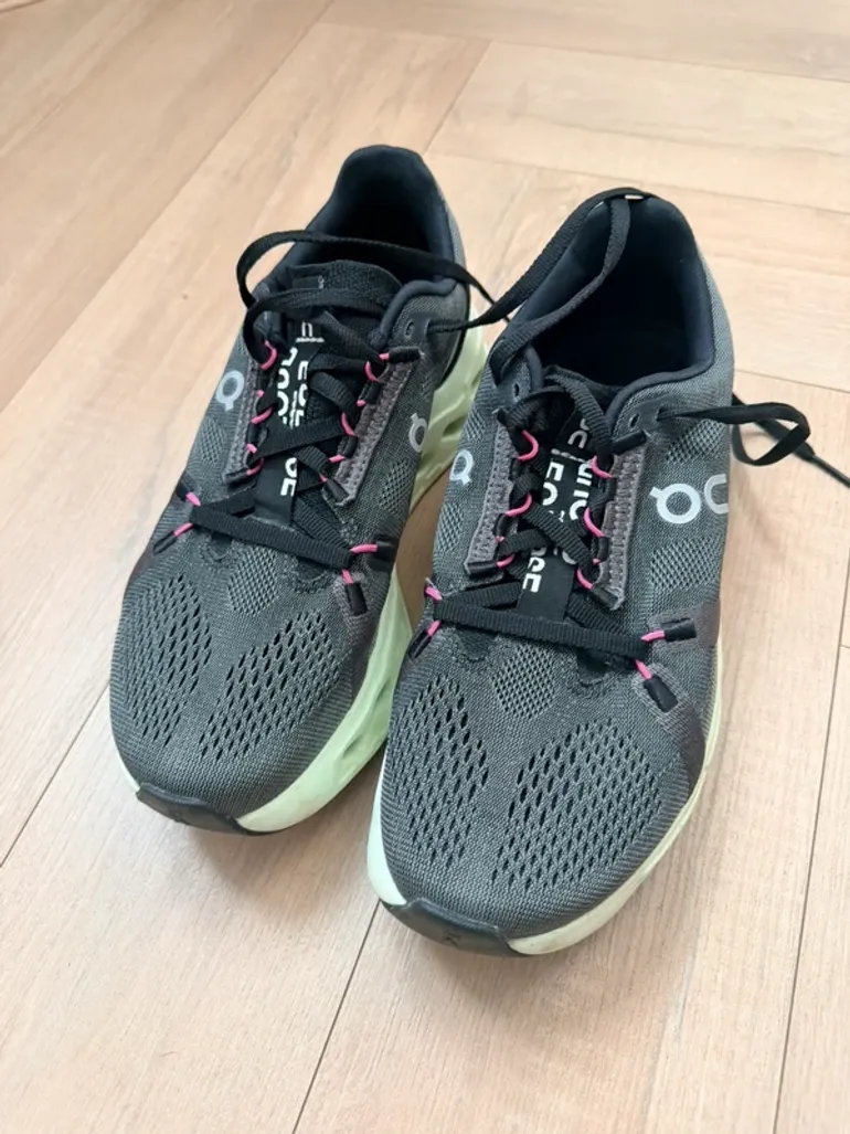 Gebrauchtes On Running Cloudeclipse bike — Bild 2 von 6