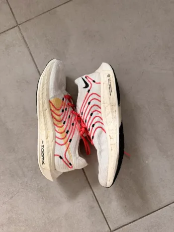 Nike Laufschuhe bike d'occasion — image 2 sur 4