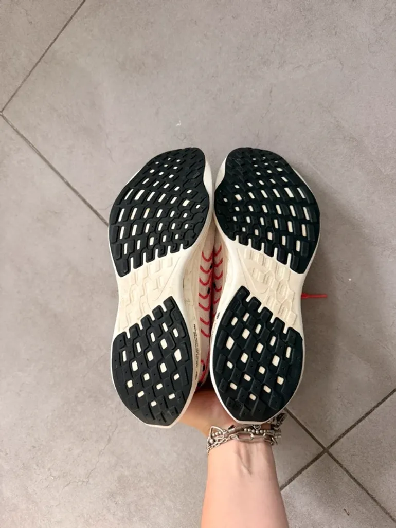 Nike Laufschuhe bike d'occasion — image 3 sur 4