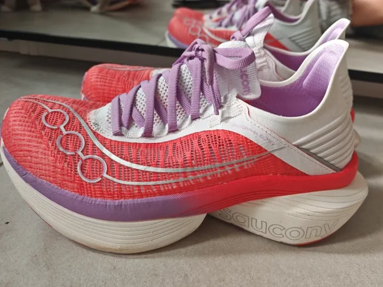 Gebrauchtes Saucony Endorphin Elite 2 bike — Bild 3 von 7