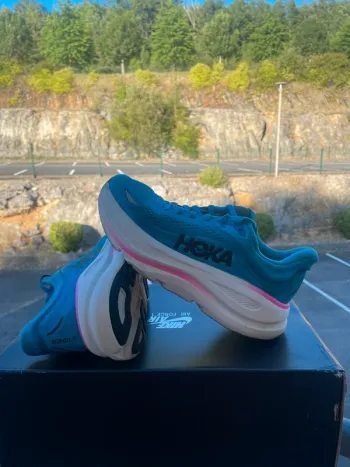Käytetty Hoka Bondi 9 bike