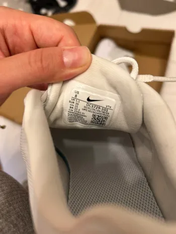 Used Nike Sneaker bike — image 5 of 5