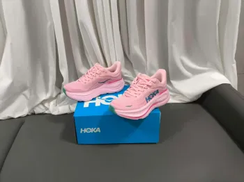 Gebrauchtes Hoka Chaussures de course pour femmes bike