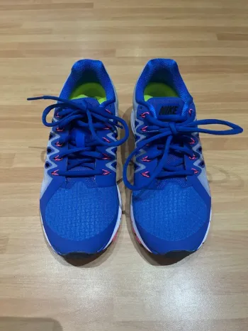 Used Nike Air Zoom Vomero 9 bike