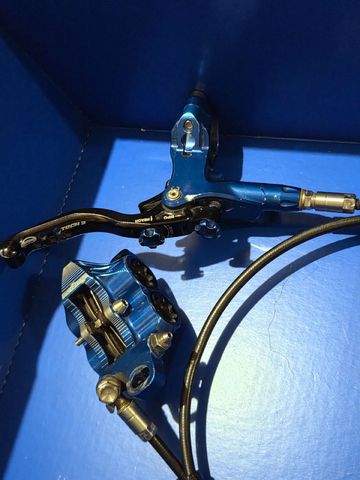 Used Hope Tech 3 e4 bike — image 6 of 11