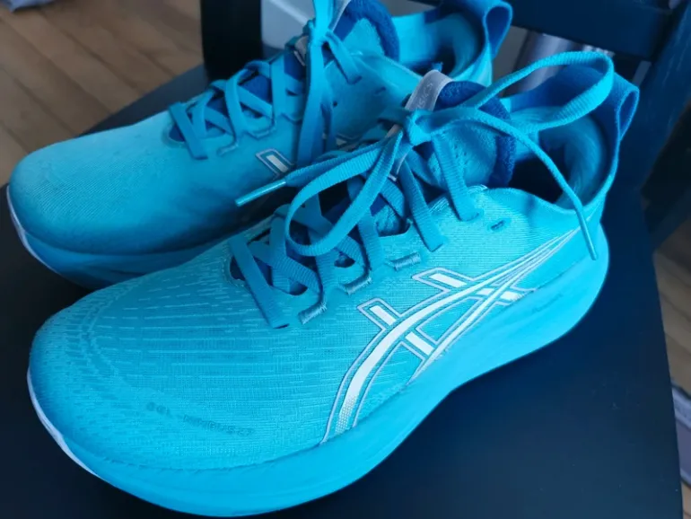 Used Asics Nimbus 27 bike — image 2 of 15