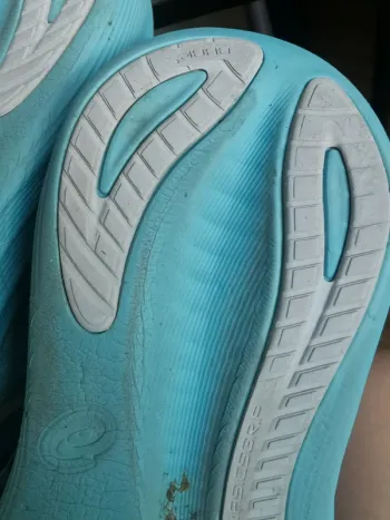 Used Asics Nimbus 27 bike — image 15 of 15