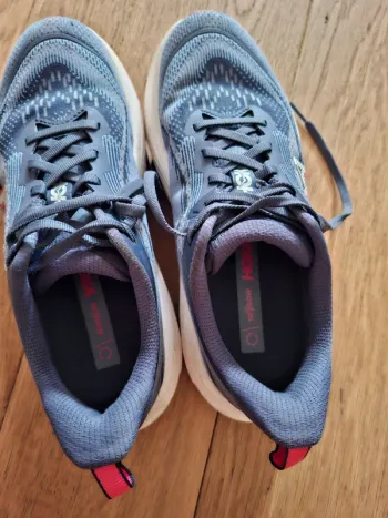 Used Hoka Skyflow bike — image 8 of 9