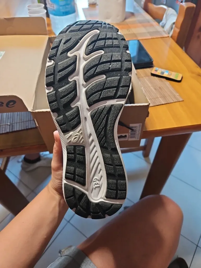 Tweedehands Asics Running Shoes bike — afbeelding 5 van 6