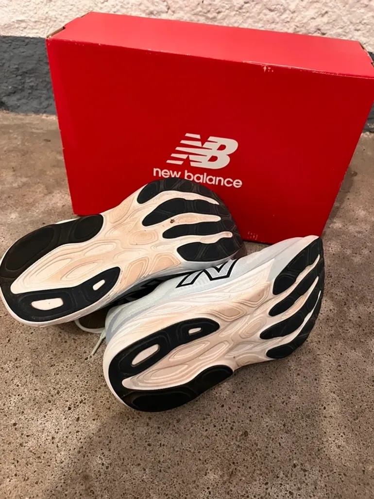 Used New Balance Fresh Foam X 880 bike — image 7 of 9
