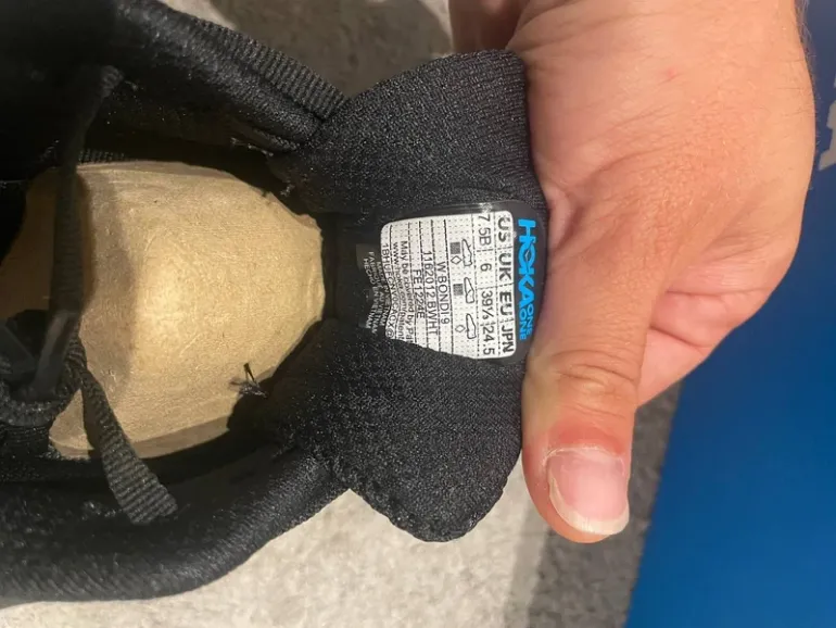 Käytetty White Hoka Bondi 9 bike — kuva 8 / 9