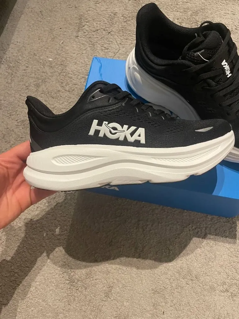 Käytetty White Hoka Bondi 9 bike — kuva 2 / 9