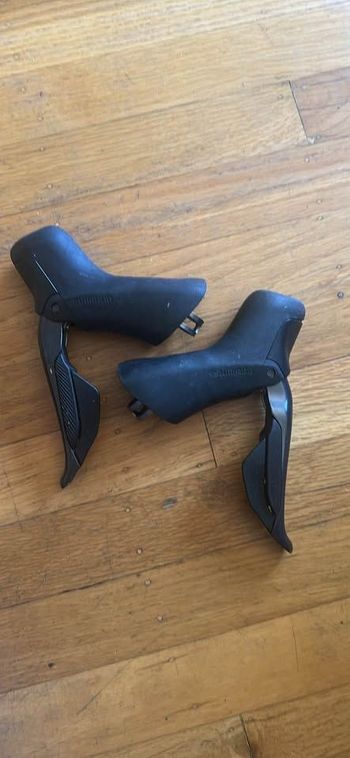 Used Shimano Ultegra ST-R8170 Di2 2X12-Speed Shift/Brake Lever Set bike