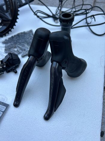 Tweedehands Shimano Ultegra Di2 Powermeter 2024 Drivetrain & Pedals