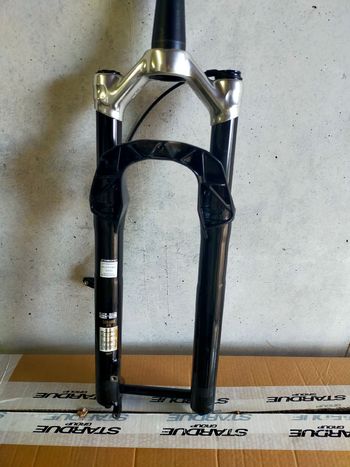 Used Manitou R7 Pro Fork bike — image 2 of 3