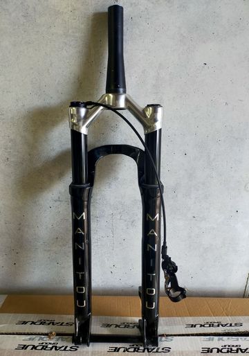 Used Manitou R7 Pro Fork bike — image 1 of 3