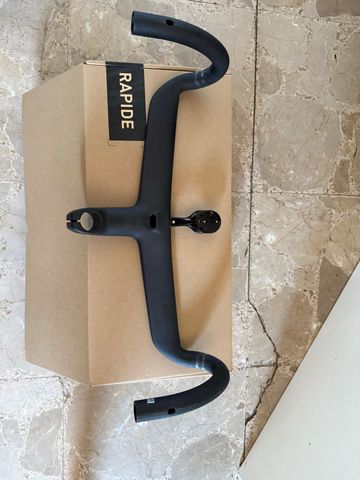 Used Roval Rapide Handlebar 2024 bike — image 2 of 6